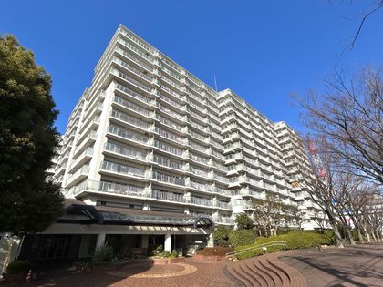 エステ・スクエアふれあいの丘 外観