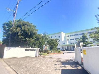 ワンダーベイシティSAZAN 船橋市立若松小学校(約810m) 船橋市立若松小学校(約810m)