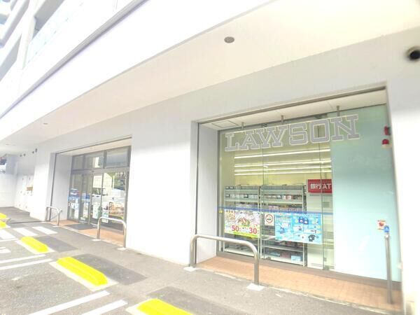 ワンダーベイシティSAZAN ローソン船橋浜町二丁目店(約140m) ローソン船橋浜町二丁目店(約140m)