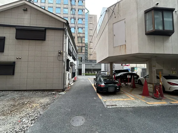 現地（現況更地）前面道路環境