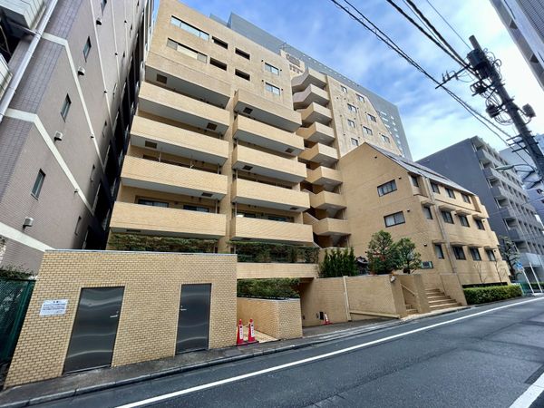 ライオンズマンション箱崎町 外観
