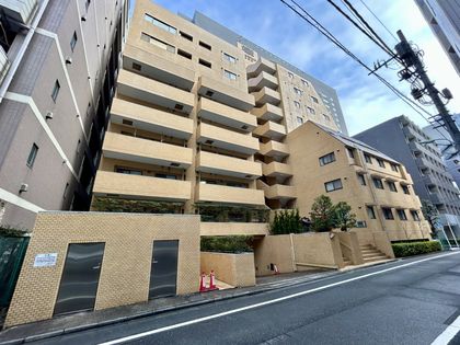 ライオンズマンション箱崎町 外観