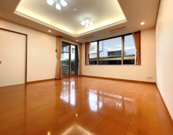 ライオンズマンション元代々木グランフォート リビング ライオンズマンション元代々木グランフォート リビング