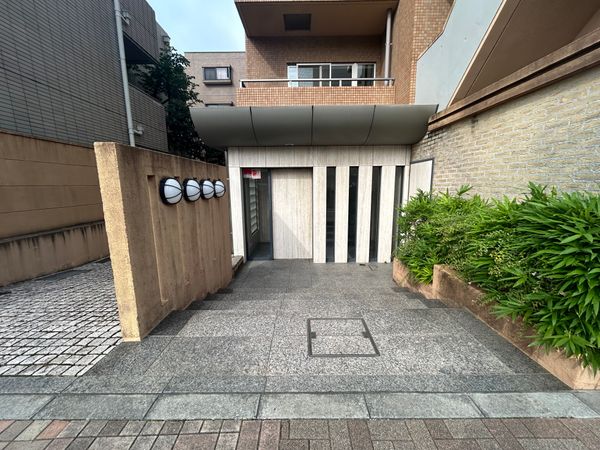 ビバリーホームズ松濤 エントランス