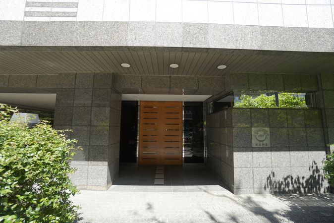クレッセント渋谷神泉 エントランス