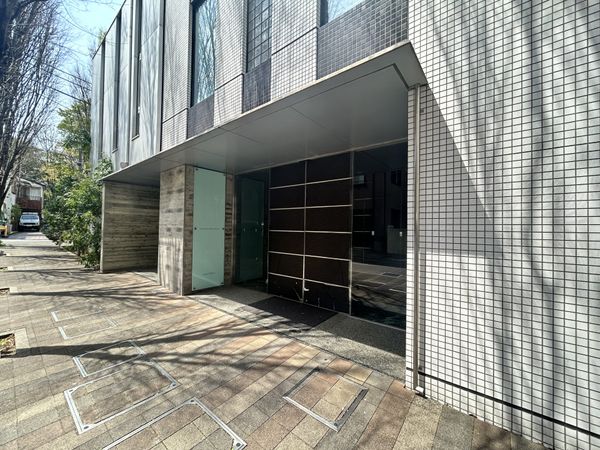 モデルノトッレ松濤 エントランス モデルノトッレ松濤 エントランス