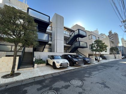 ガーデン南青山 外観