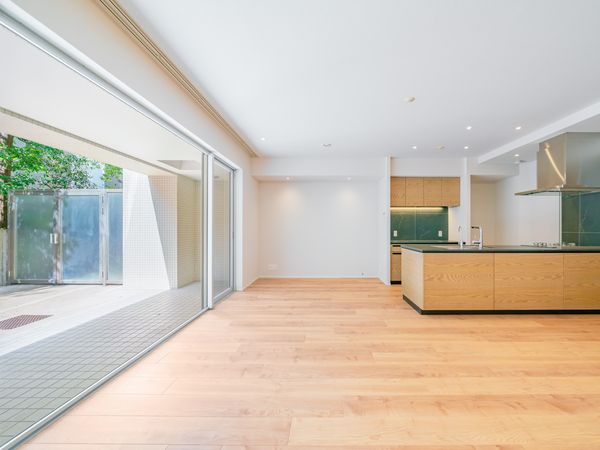 神宮前五丁目ブランシェ リビング