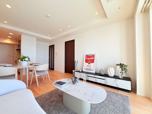 クロスエアタワー リビング