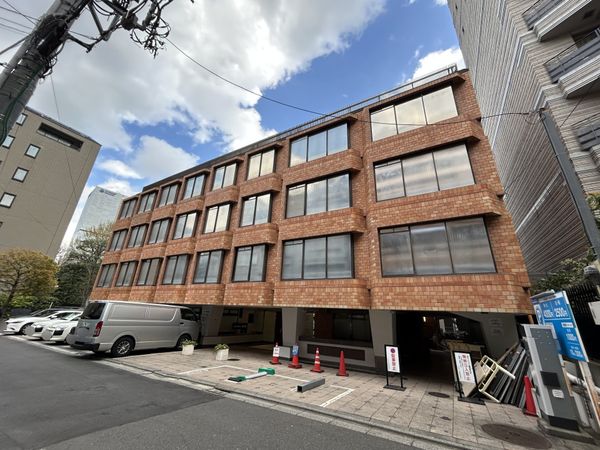 バルミー赤坂 外観