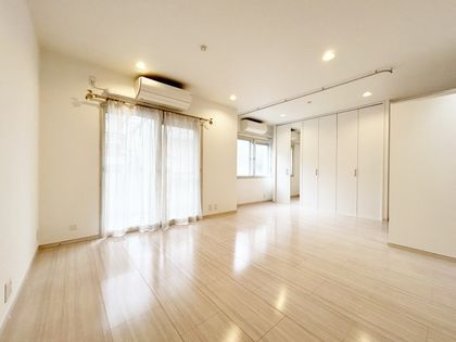 ユーロハイツ鉢山 室内