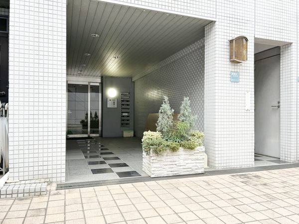 渋谷常磐松ハウス エントランス 渋谷常磐松ハウス エントランス