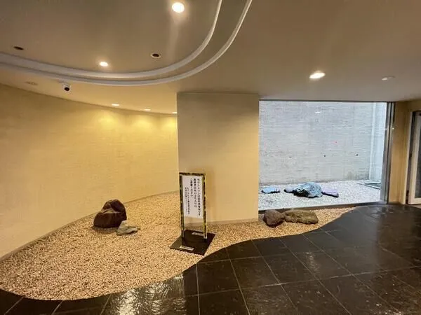エントランスホール