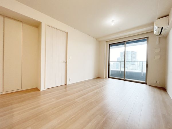 スカイズタワー&ガーデン リビング