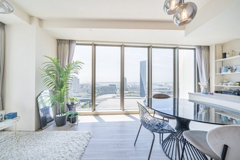 ブリリアタワー有明ミッドクロス リビング