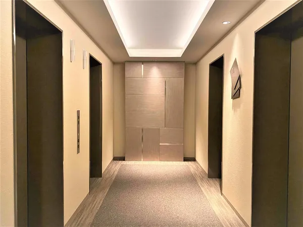 エレベーターホール