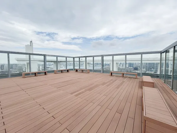 スカイラウンジ