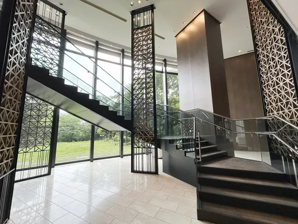 ガーデンラウンジ