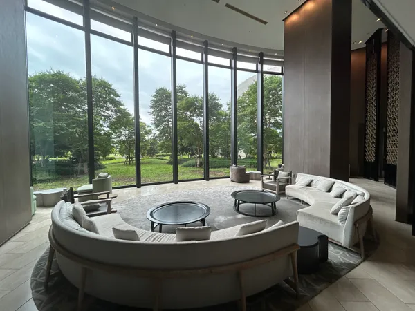 ガーデンラウンジ