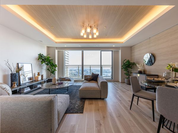 W Comfort Towers WEST リビング