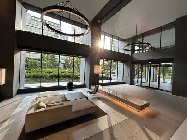 ロビーラウンジ