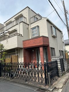 小杉一丁目古家付き土地 土地写真