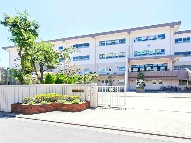 川崎市立中原中学校（約1100ｍ）