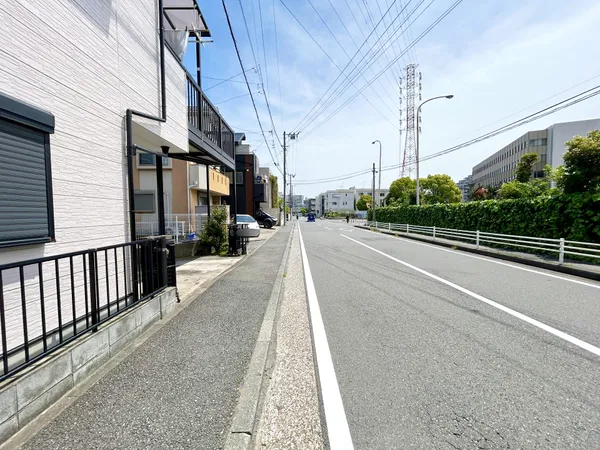 駅へ向かうアプローチ