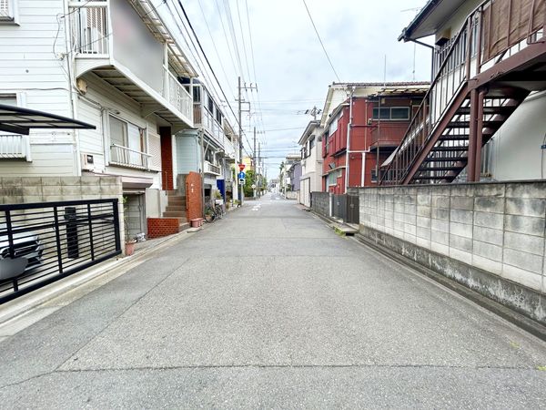 川崎区大島2丁目新築戸建 前面道路含む外観 川崎区大島2丁目新築戸建 前面道路含む外観