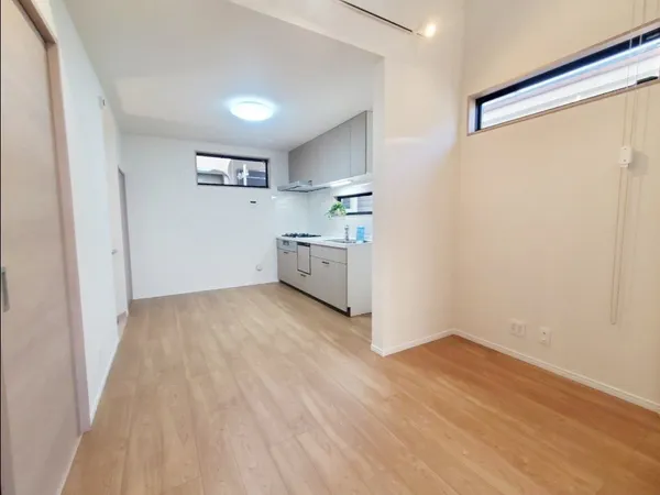 リビング※写真中の植栽等は物件価格に含まれておりません。