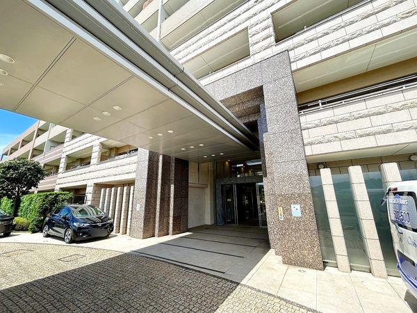 クレストグランディオ横浜 ブライトコート エントランス