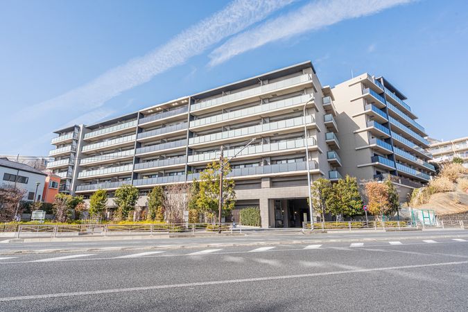 パークホームズ横濱東寺尾マークヒルズ 外観