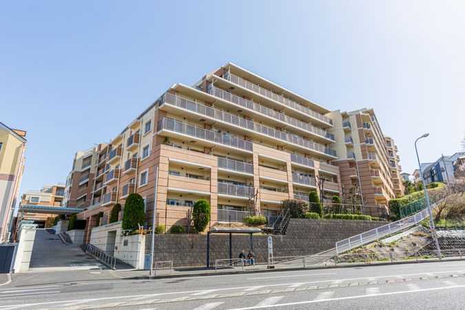 リーデンススクエア横浜鶴見 外観