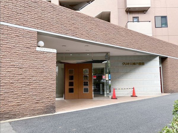 クリオ川崎6番館 エントランス クリオ川崎6番館 エントランス