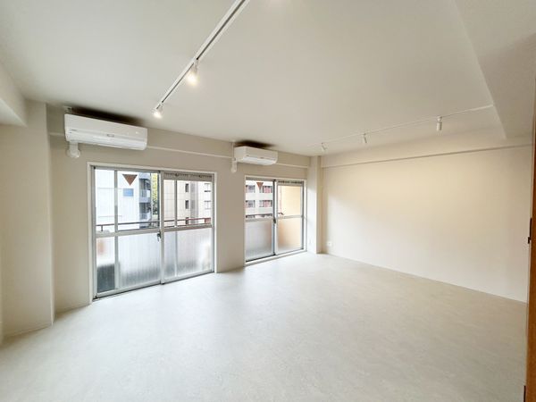 マック三田コート 室内