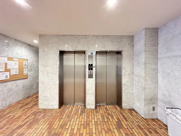 エレベーターホール