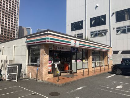 芝浦アイランドグローヴタワー セブンイレブン港区汐彩橋店(約290m) セブンイレブン港区汐彩橋店(約290m)