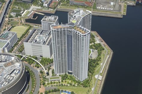 スカイズ タワー&ガーデン 外観