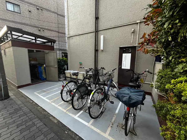 駐輪場