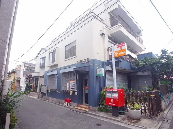 徒歩3分。