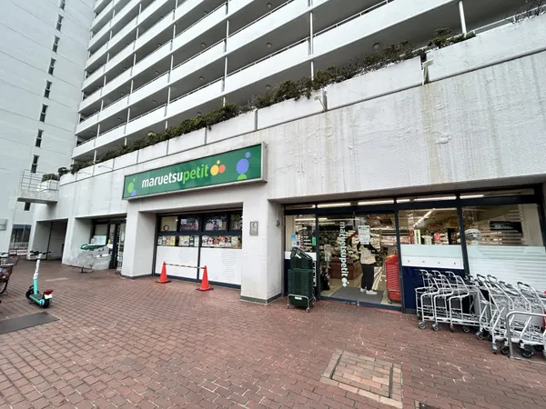 徒歩3分。