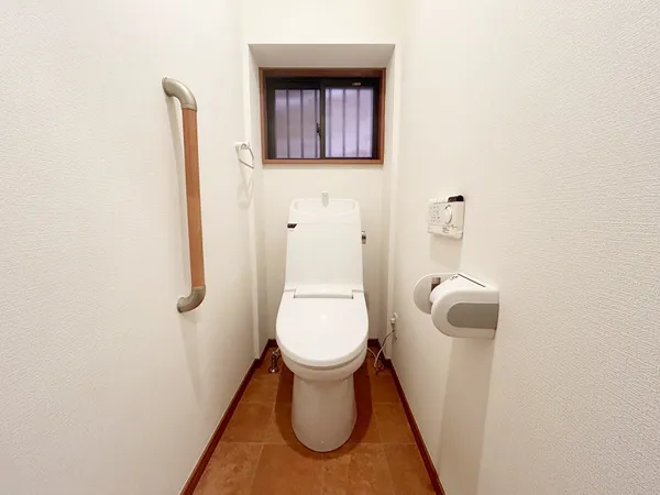 トイレ（１階）