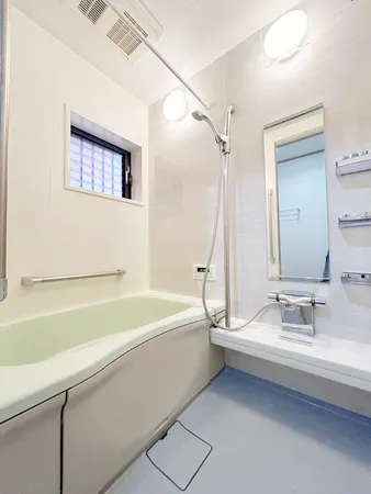 浴室（浴室換気乾燥暖房機付き）