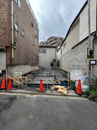 荒川区東尾久3丁目 新築戸建 1号棟 前面道路含む外観