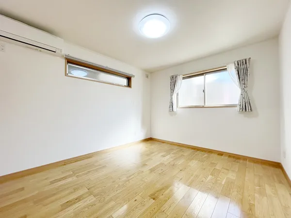 納戸（約７帖）