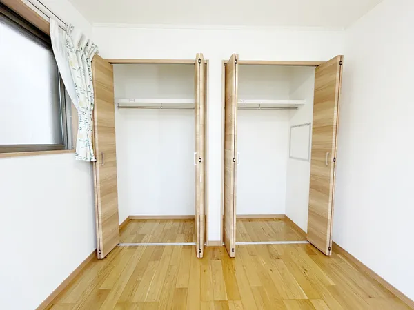 収納（約５．２帖洋室）