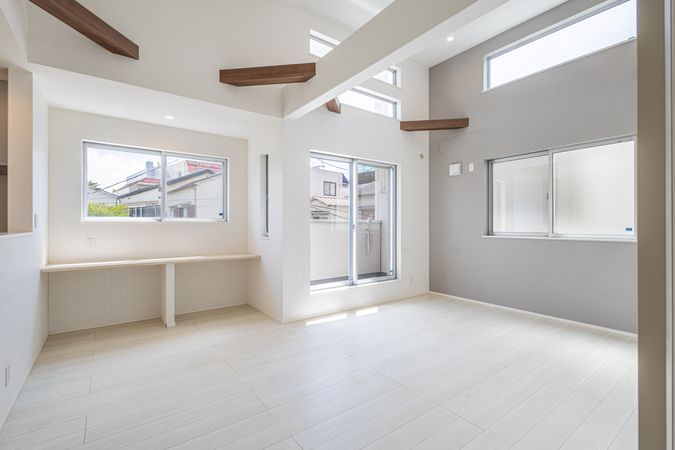 荒川区町屋2丁目 借地権付戸建 リビング