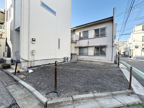 荒川区東日暮里3丁目 新築戸建 駐車場 荒川区東日暮里3丁目 新築戸建 駐車場