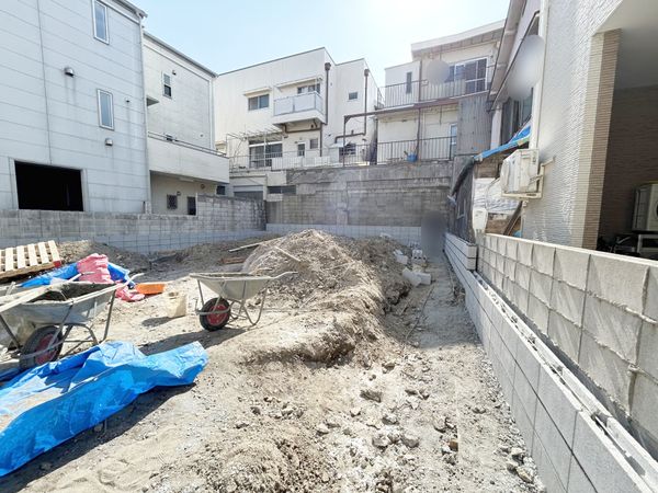 荒川区東尾久2丁目 新築戸建 1号棟 前面道路含む外観 荒川区東尾久2丁目 新築戸建 1号棟 前面道路含む外観