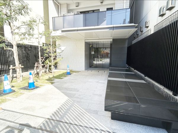 リビオレゾン西日暮里 エントランス エントランス